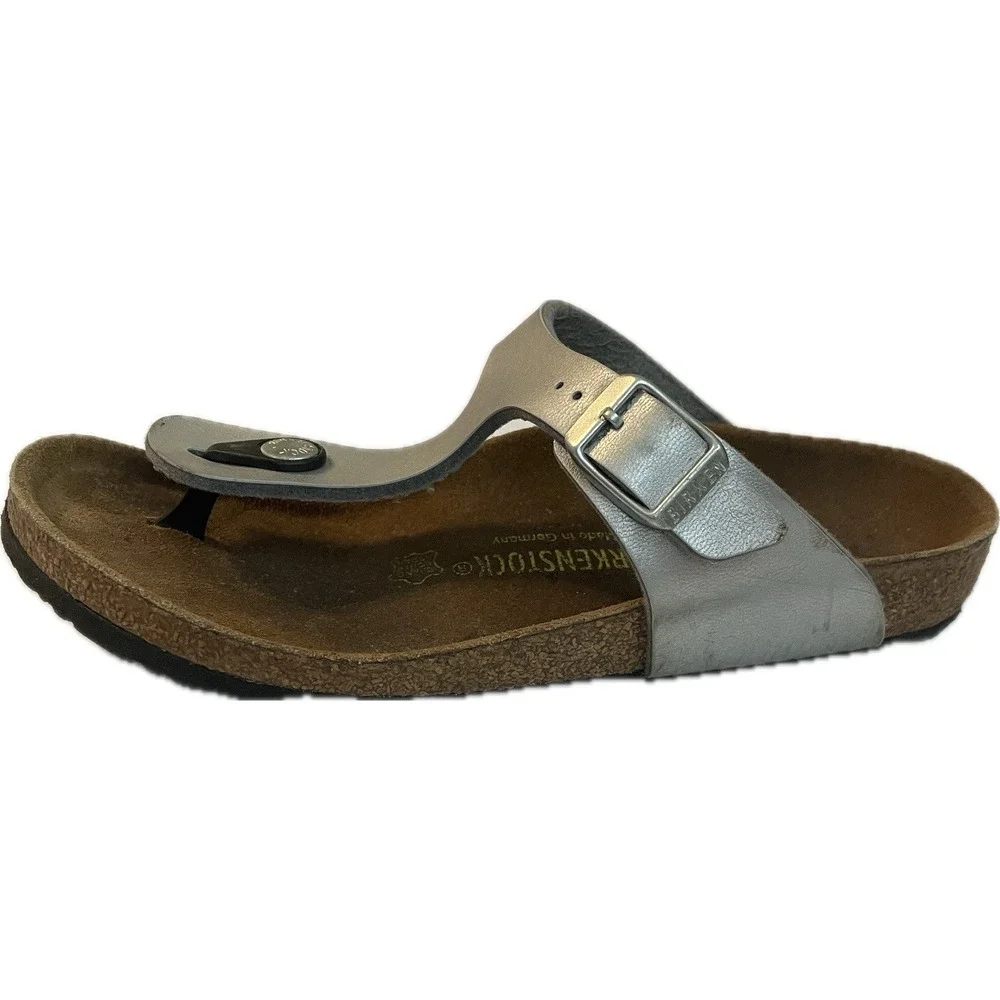 Birkenstock product pair